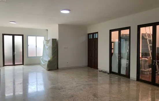 Rumah minimalis bagus siap pakai. Kt. 4. Km.3
