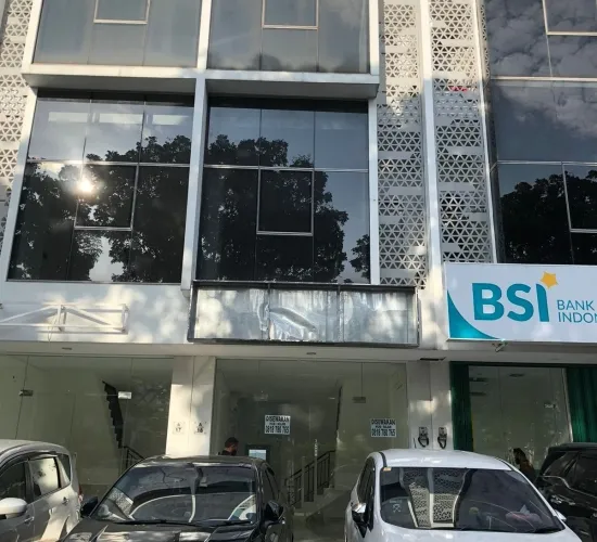 Pasar Modern Timur BSD LT 60m2 3 lt hadap Boulevard