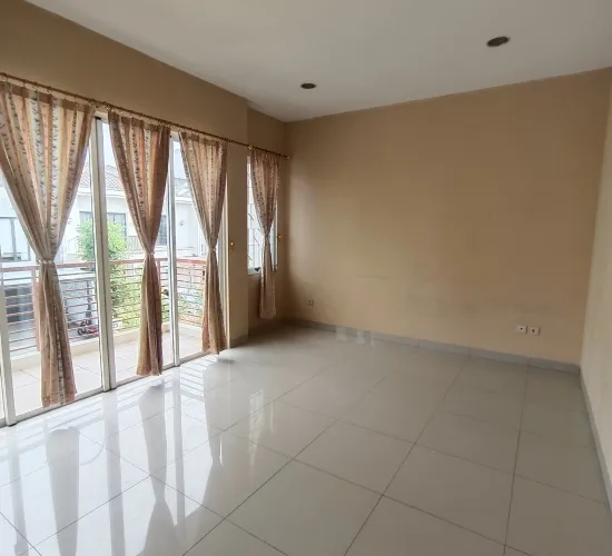 Rumah Cluster Puri Mansion