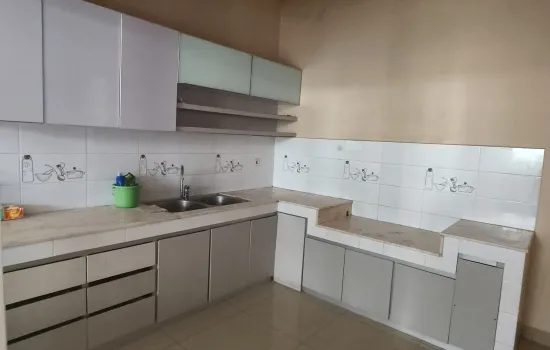 Rumah Cluster Puri Mansion