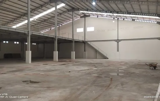 Dijual atau disewakan Gudang siap pakai di Kavling DPR Cipon