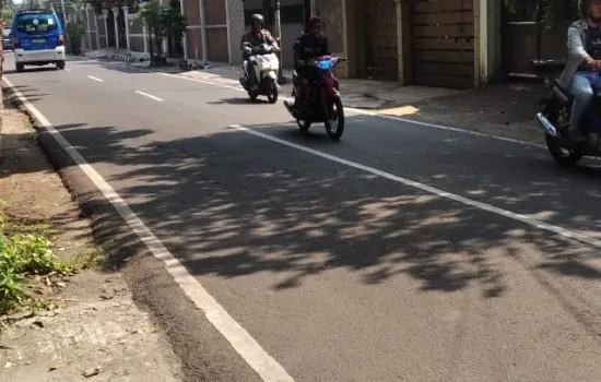 rumah  jln kav dki Meruya Utara blok 86, Jakarta Barat