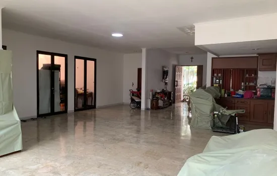 Rumah minimalis bagus siap pakai. Kt. 4. Km.3