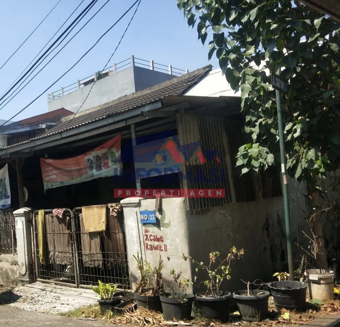 Rumah tua , Jakarta Barat , 1 lantai