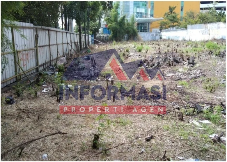 Startegis di Pluit Selatan