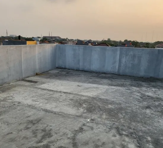 Rumah Permata Mediterania dalam cluster, dijual apa adanya