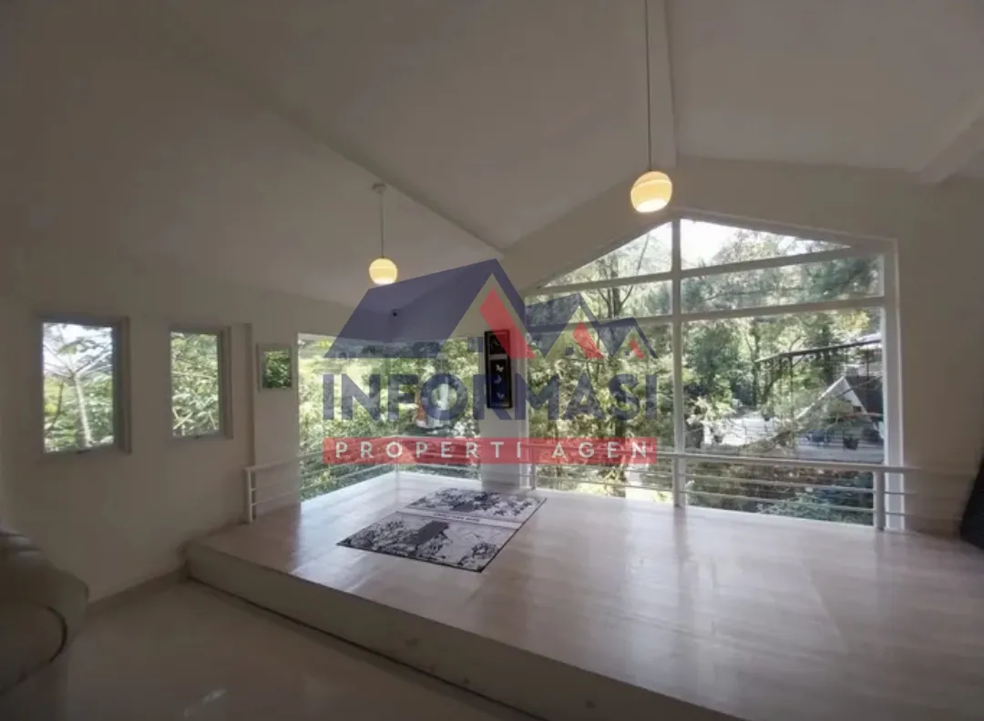 Villa Izumi Mega Indah 1650/800 6M