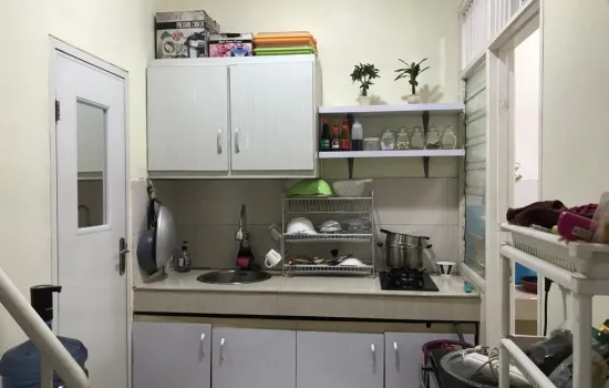 Rumah cantik  Lt 275 -Lb 400  KT 4 +1  KM 3+1 siap huni