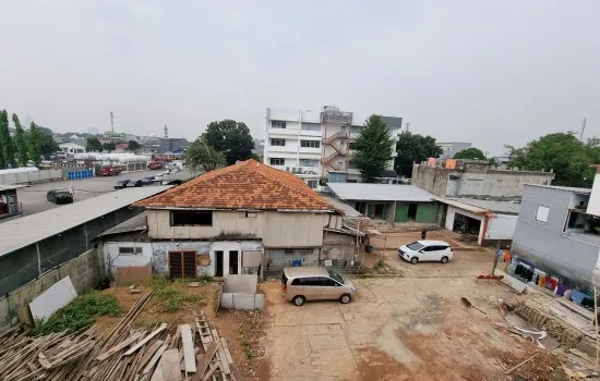 Tanah cocok utk foodcourt   di Srengseng Raya