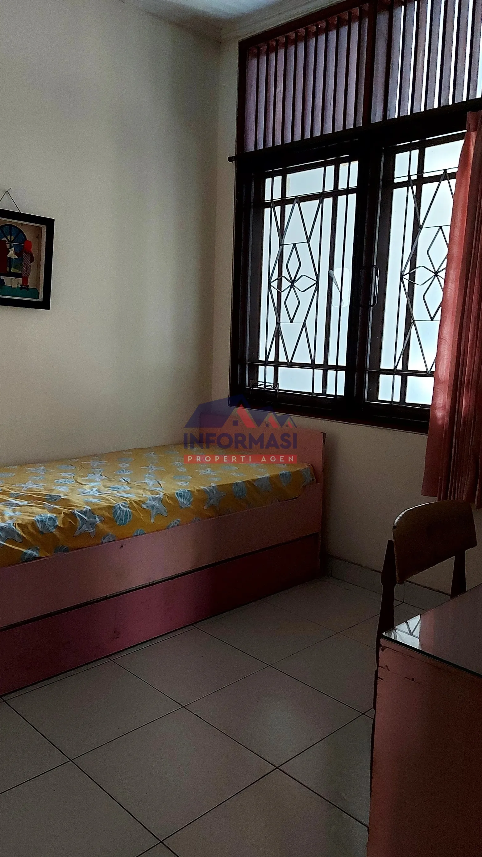 Rumah PIK dg bentuk minimalis