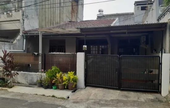 Rumah di Komplek Persada Sayang, Cengakareng, Jakarta Barat