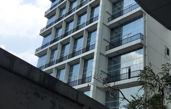 Lokasi sangat strategis cocok utk usaha