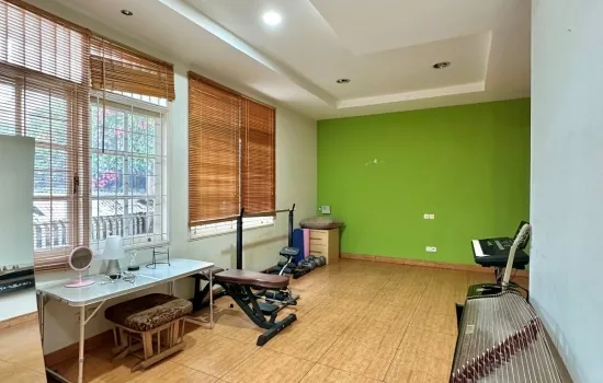 Rumah Kt  5+2, Km 4+1 Cipete . Jakarta selatan