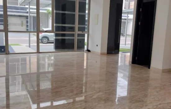 Rumah Mewah Dijual di Cluster Chopin Golf Island