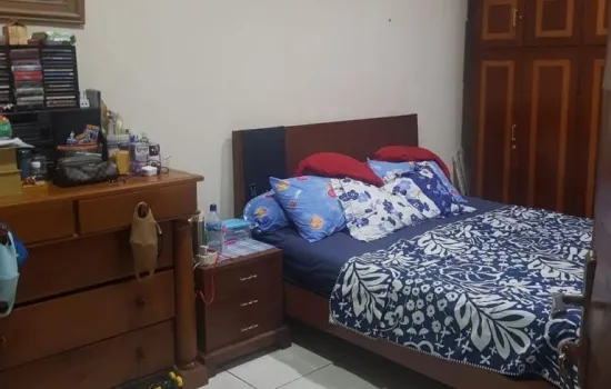 bonus kamar kost jl bendungan jatiluhur benhill jakpus