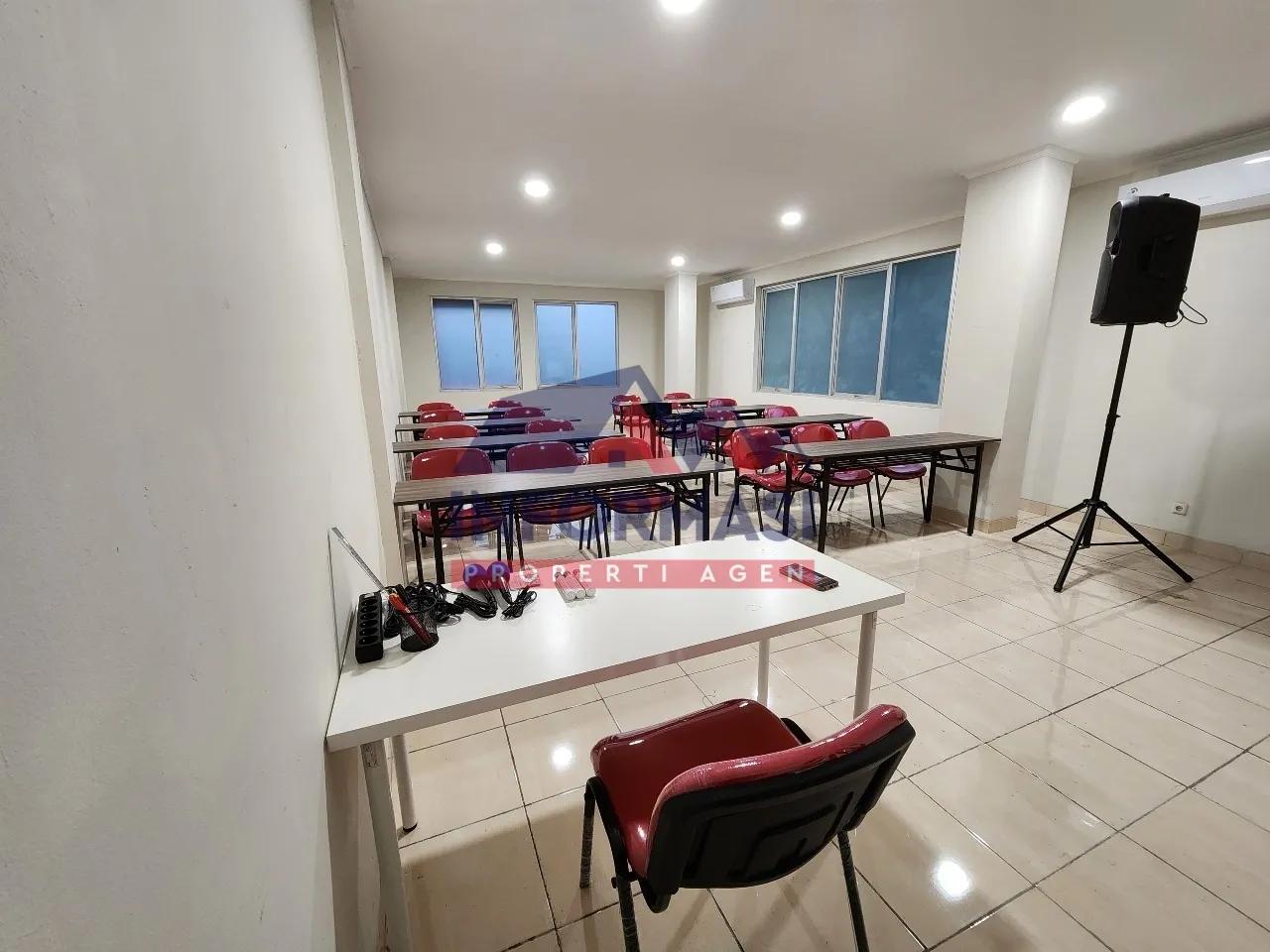 City Square Bisnis Park Peta Selatan 76/283 4M