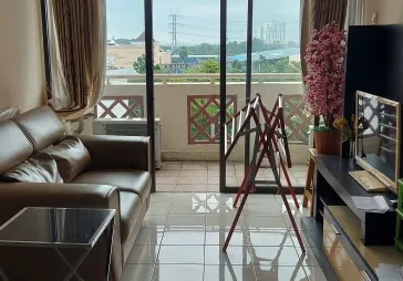 Lokasi di jantung jakarta barat.Puri indah