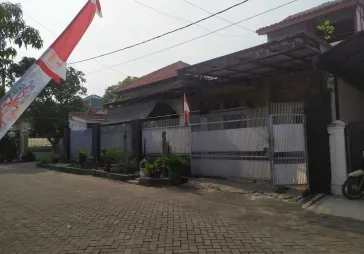 Rumah di serang lt 225 / lb 200 kt 5 ,km 5