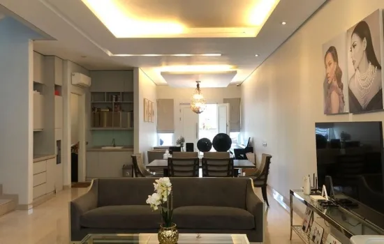 Rumah minimalis bagus siap huni LT 160m. 2 Lt  KT 3 +1 km 3