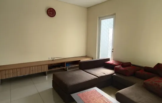 Dijual Rumah Puri Mansion 320m2
