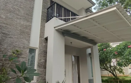 Dijual Rumah Puri Mansion 320m2