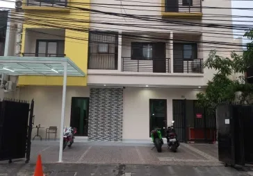 tomang utara jakarta barat lt 286 (13x22) KT 40