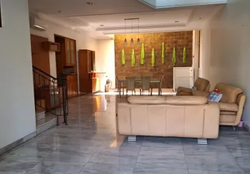 Rumah 2.5lantai