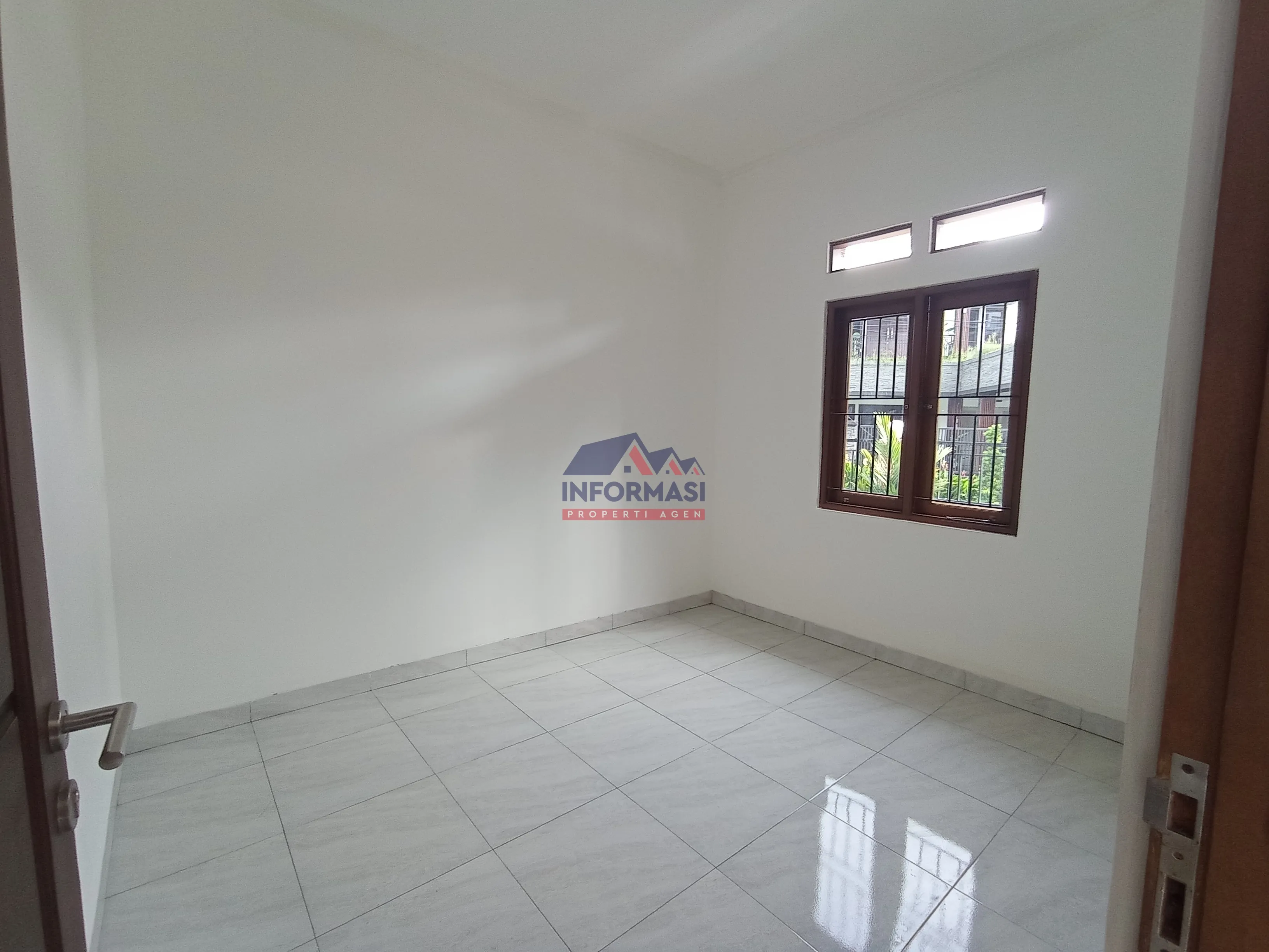 Kemanggisan Tosiga 230/100 98jt