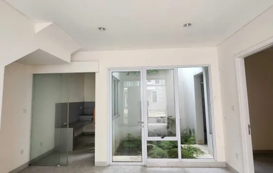 Rumah baru 2lt Lavisa Swancity dgn luas tanah 96m