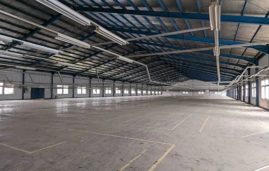Gudang di Narogong lt.9502m2 , 2 lantai, lokasi strategis