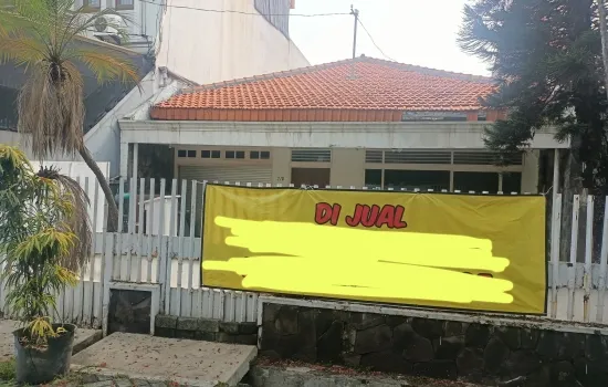 Rumah tua radio dalam kebayoran baru jakarta selatan lt377 m