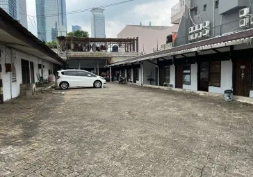 Rumah Hitung Tanah daerah strategis