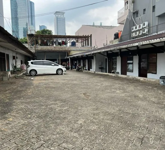 Rumah Hitung Tanah daerah strategis