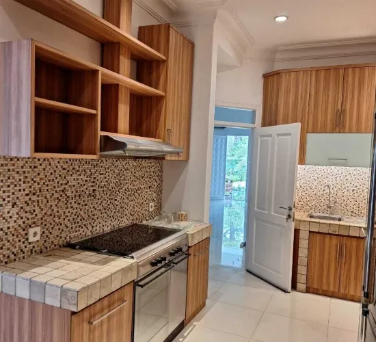 siap huni. rapi. kamar 4
