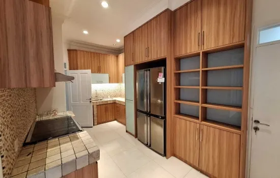 siap huni. rapi. kamar 4
