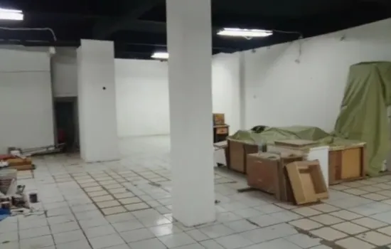 Ruko gandeng dalam komplek Kebon Jeruk Permai disewakan