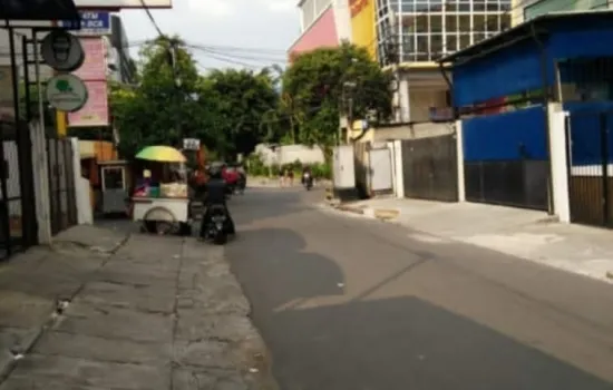 jl pembangunan 1 jakpus belakang gajah mada plaza