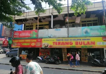 toko / kios / ruang usaha  di surya kencana bogor lt 700m2