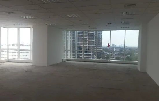 Ruang kantor di Puri Indah Financial Tower, 2 unit disatukan