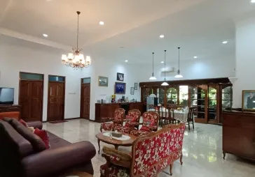 Dijual Rumah Klasik Tebet Siap Huni