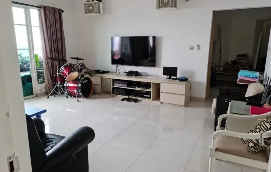 The belleza Permata hijau