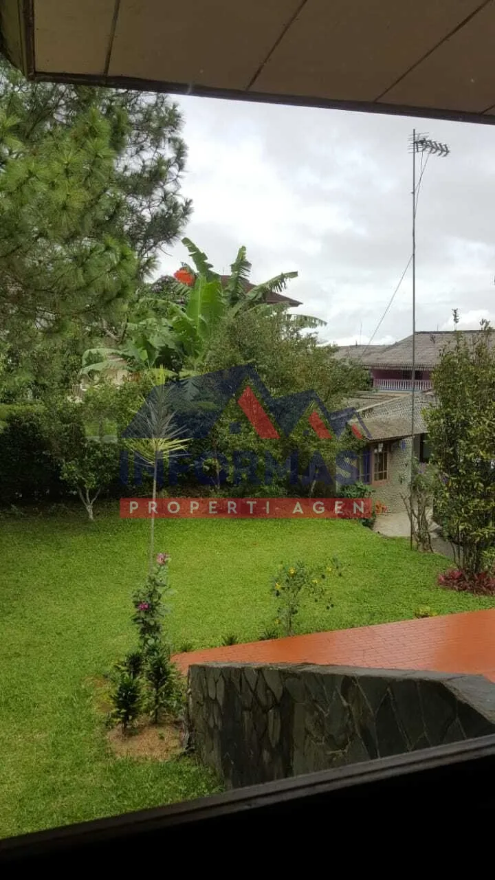Dijual Villa di Cisarua Puncak Bogor
