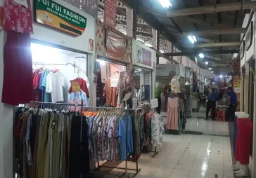 Kios 2x3m di pasar laris taman palem cocok utk baju2