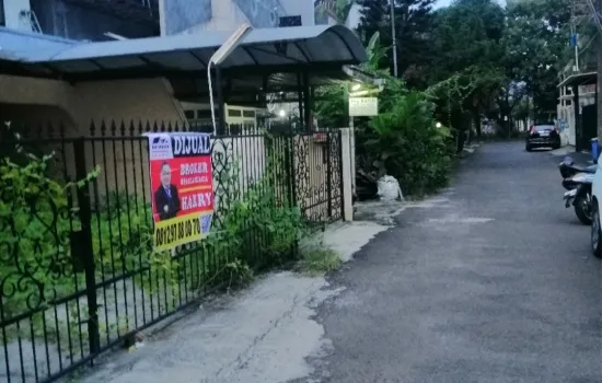 tua hitung tanah di taman aries blok D 10 jakbar
