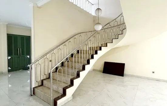 Rumah 2 Lantai 4KT 3KM Puri Kencana