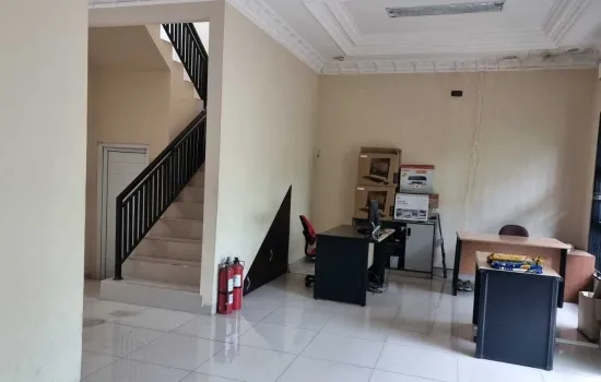 Dijual Rumah Kantor Strategis  Jakarta Barat