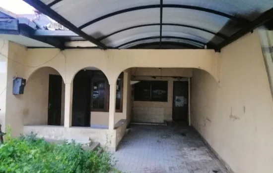 tua hitung tanah di taman aries blok D 10 jakbar