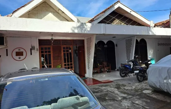 Dijual Rumah warisan Strategis  Jakarta Barat