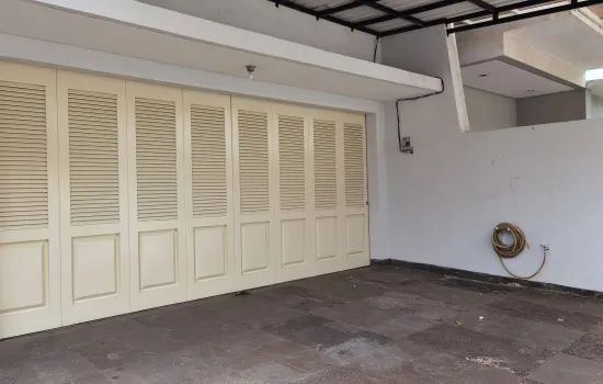 Rumah 2 lt Siap Huni,Rapi, Bersih, ventilasi Bagus