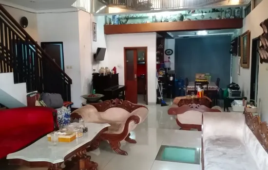 Rumah 2lt di Tebet timur dalam, lt 130m SHM